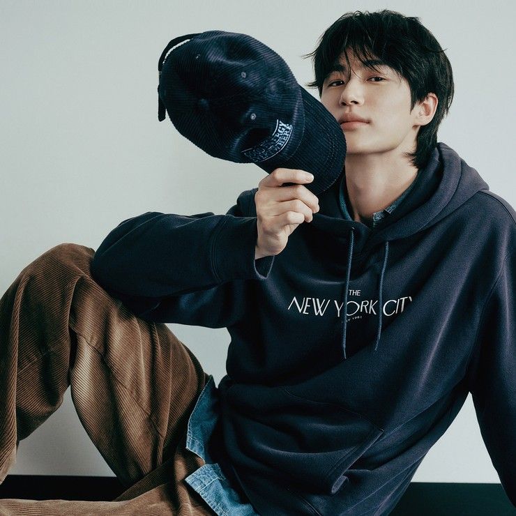 Behind-the-scenes cut of Byeon Wooseok