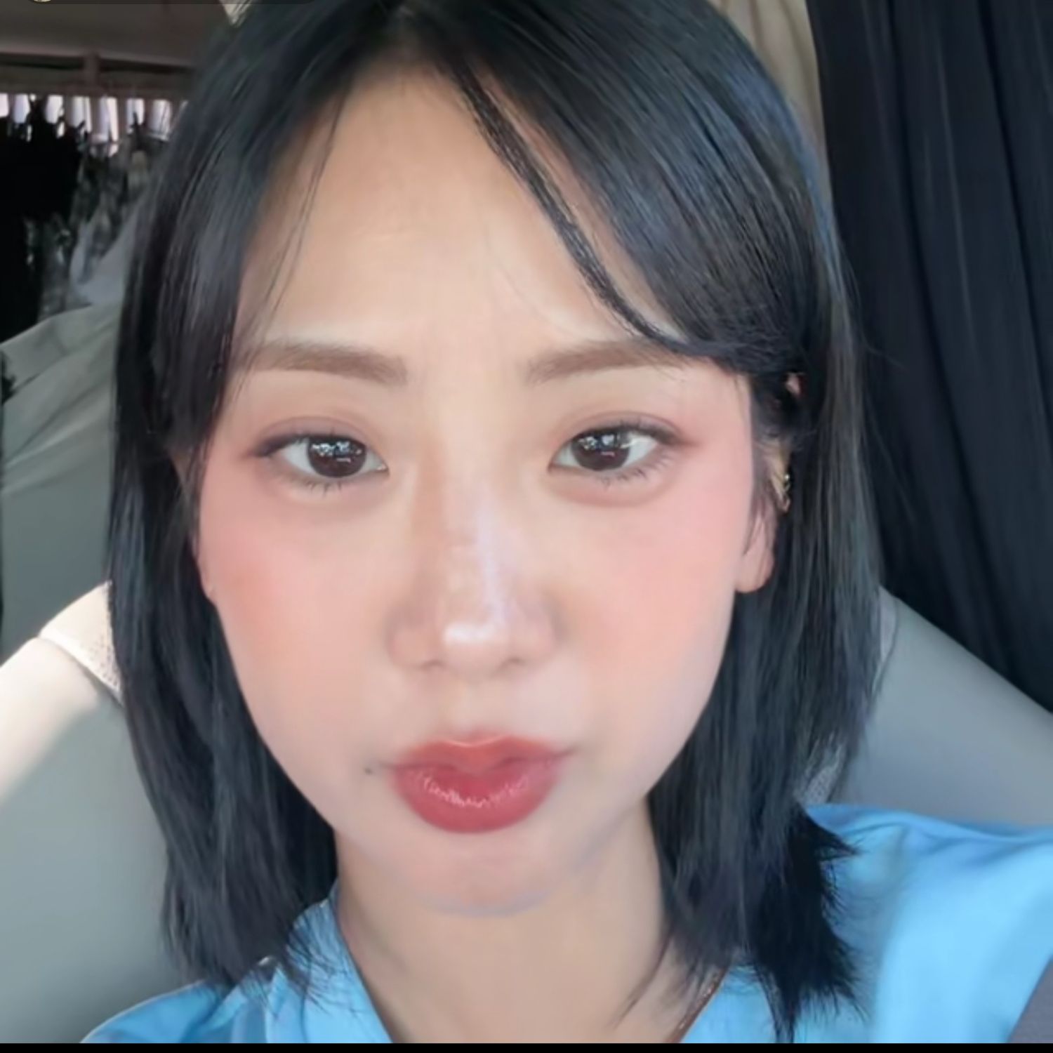 Cuplikan di balik layar dari Kang Hyeyeon