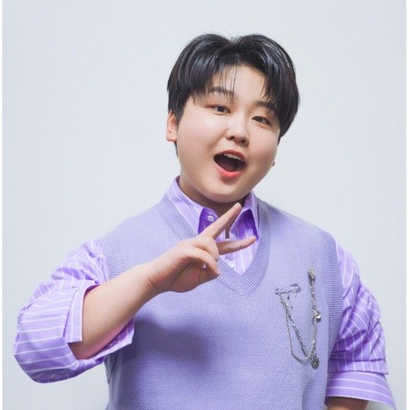 Behind-the-scenes cut of Park Sungon