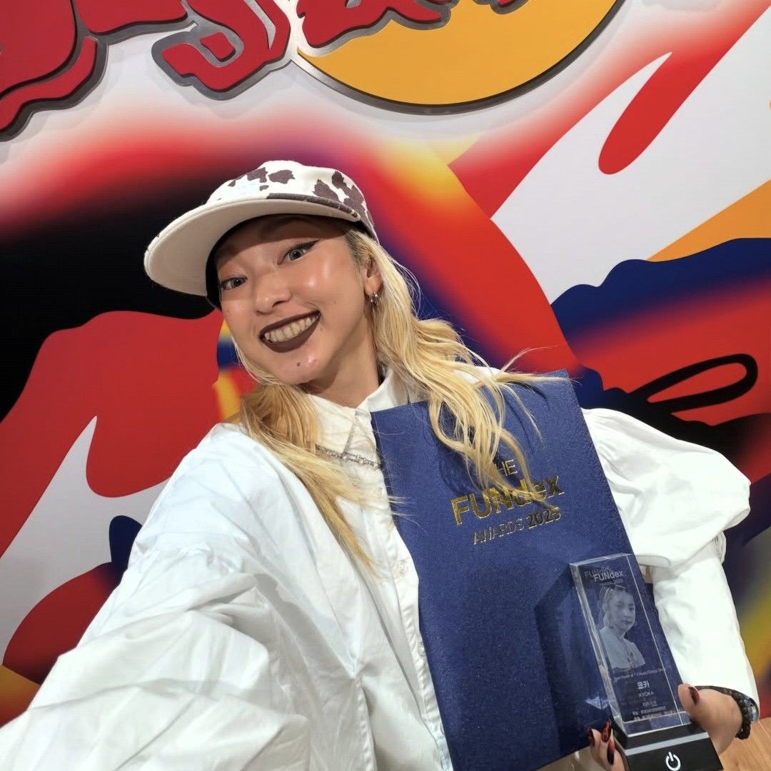 Popular celeb content trending in the community