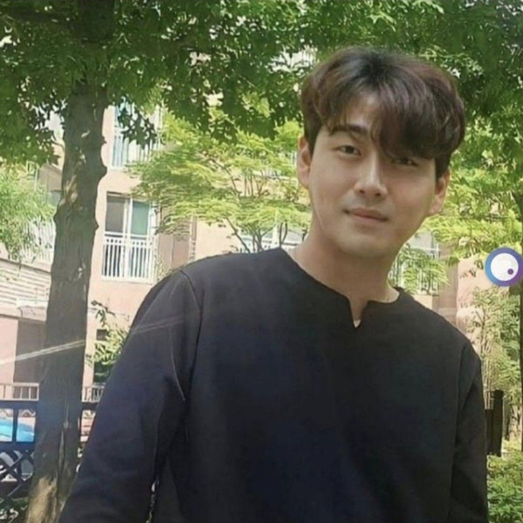 Recent activity shot of Hwang Youngwoong