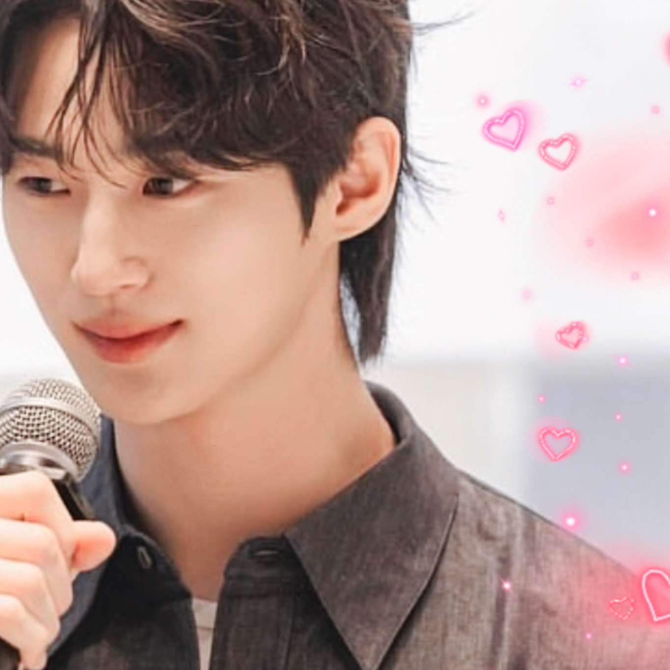A moment captured by a fan of Byeon Wooseok