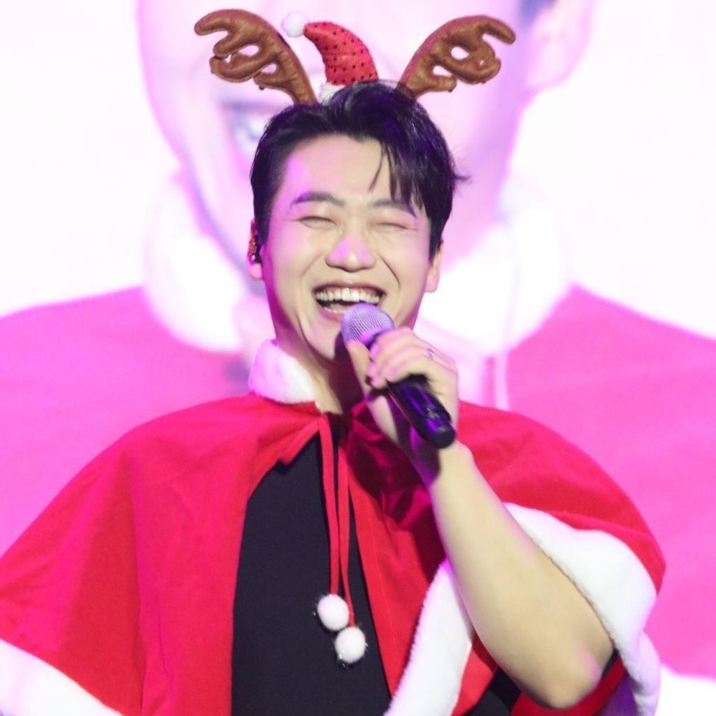 Behind-the-scenes cut of Min Soohyun