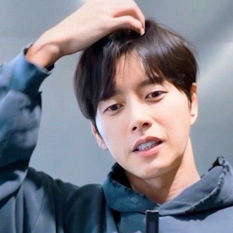 Latest photo of Park Haejin