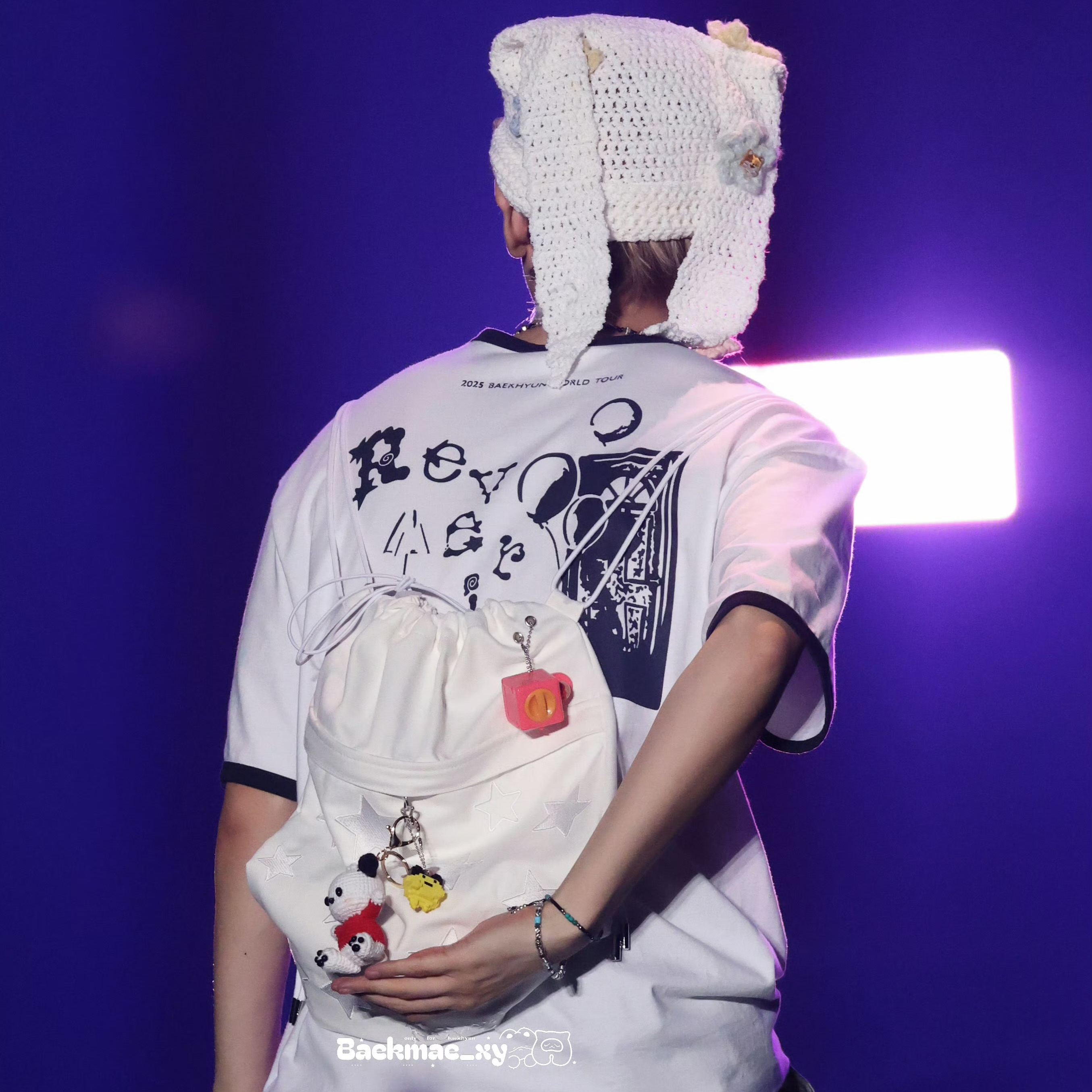 A moment captured by a fan of Baekhyun