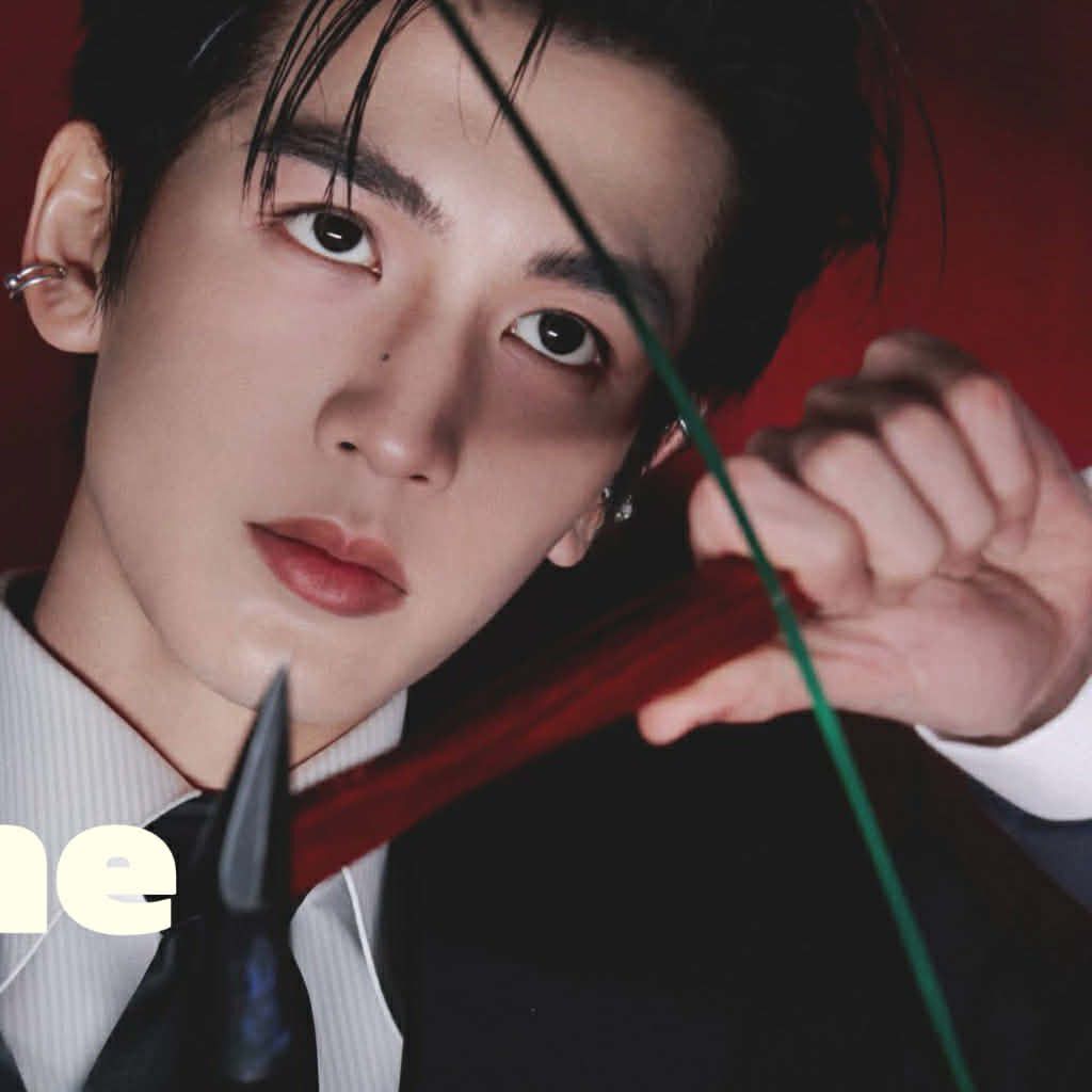 Behind-the-scenes cut of Zhang Linghe