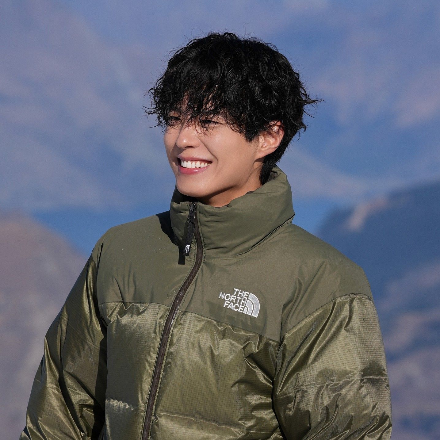 Recent activity shot of Park Bogum