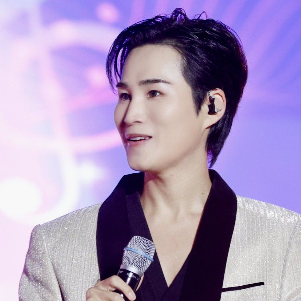 金熙栽的最新照片