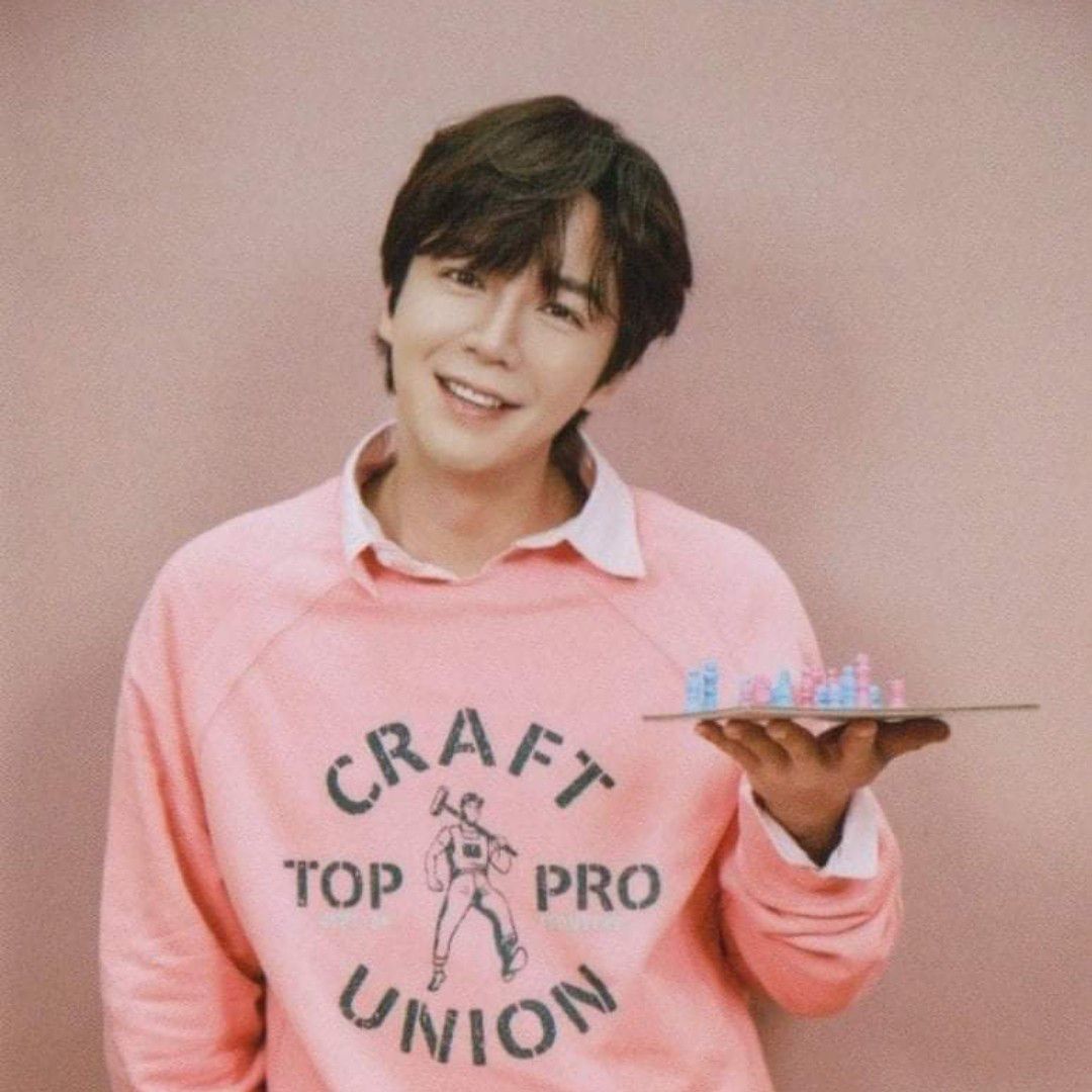 Behind-the-scenes cut of Jang Geunsuk