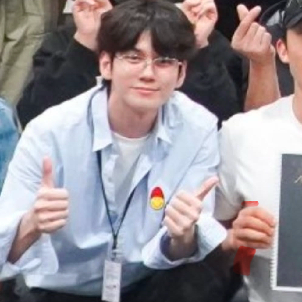Latest photo of Ong Seongwu