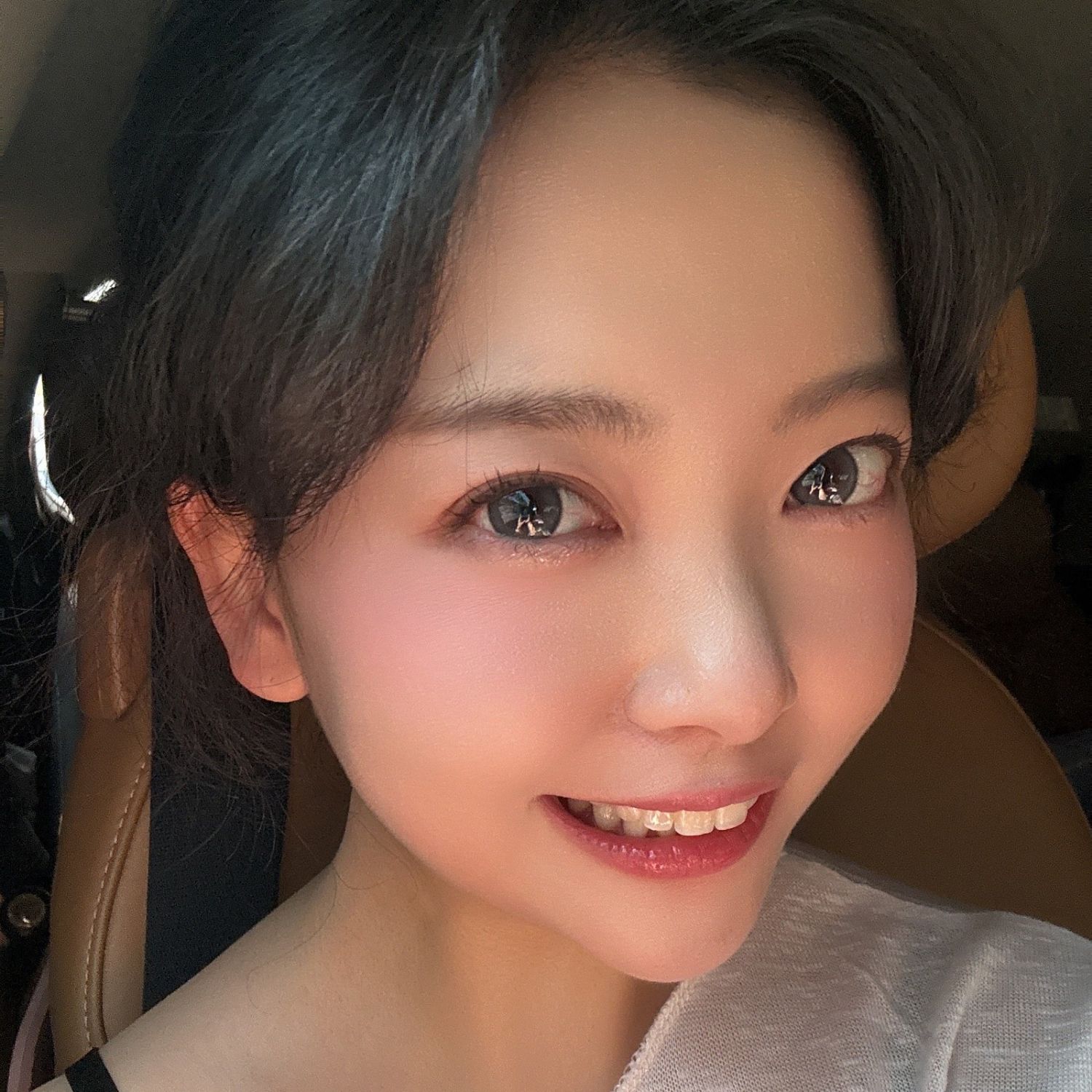 A moment captured by a fan of YOYOMI