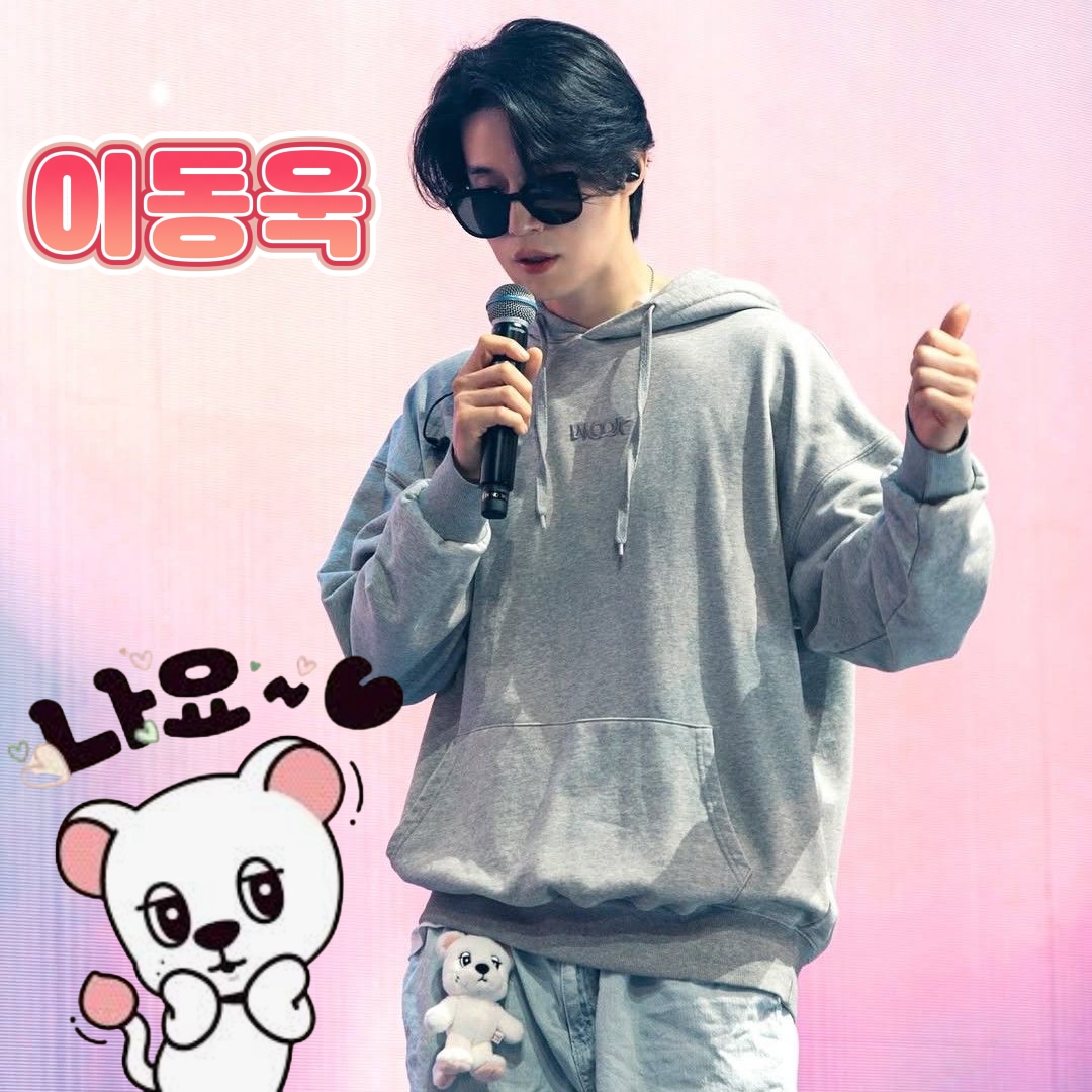 Behind-the-scenes cut of Lee Dongwook