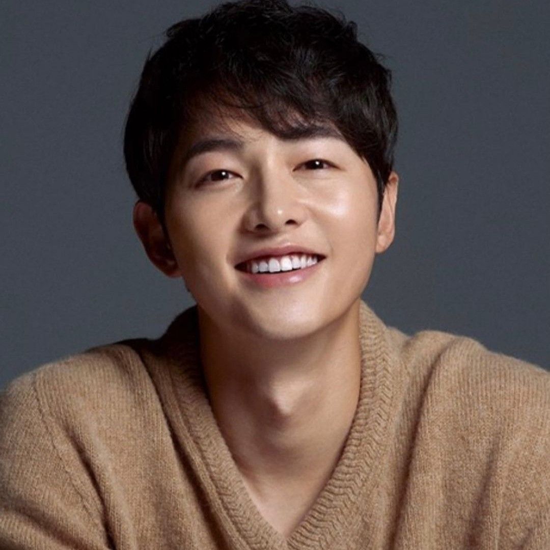 宋仲基的最新照片