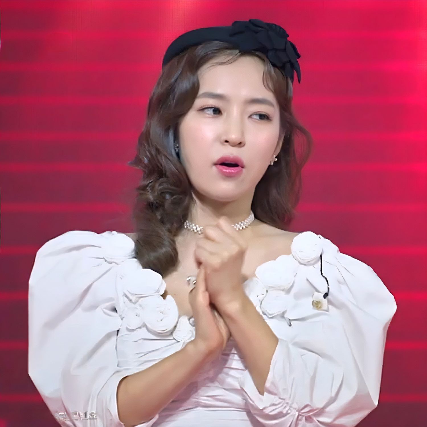 Cuplikan di balik layar dari Hong Ja