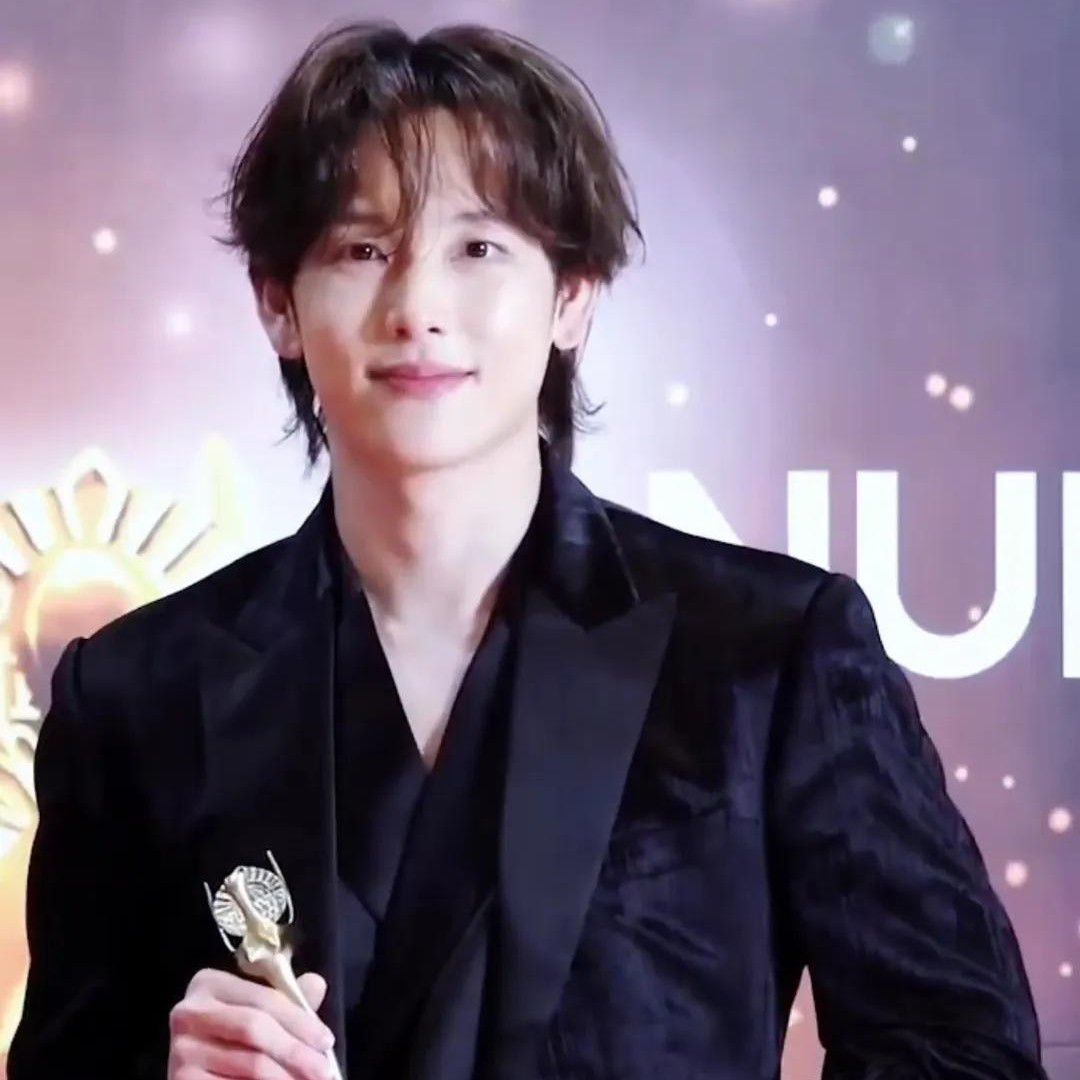 Latest photo of Yim Siwan