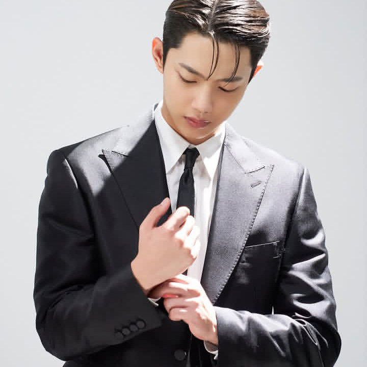 Recent activity shot of Cho Junyoung