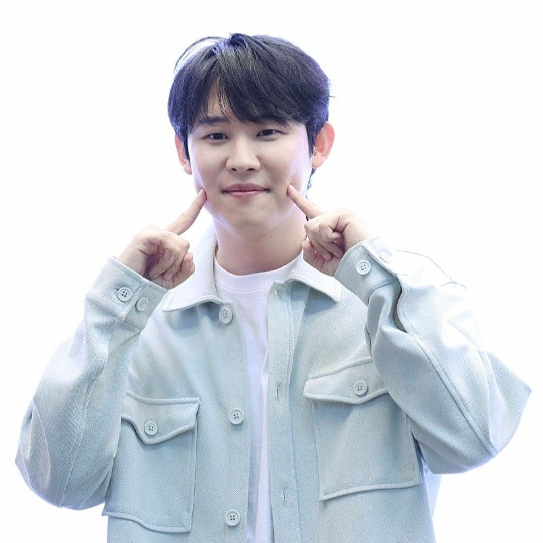 Recent activity shot of Jinuk