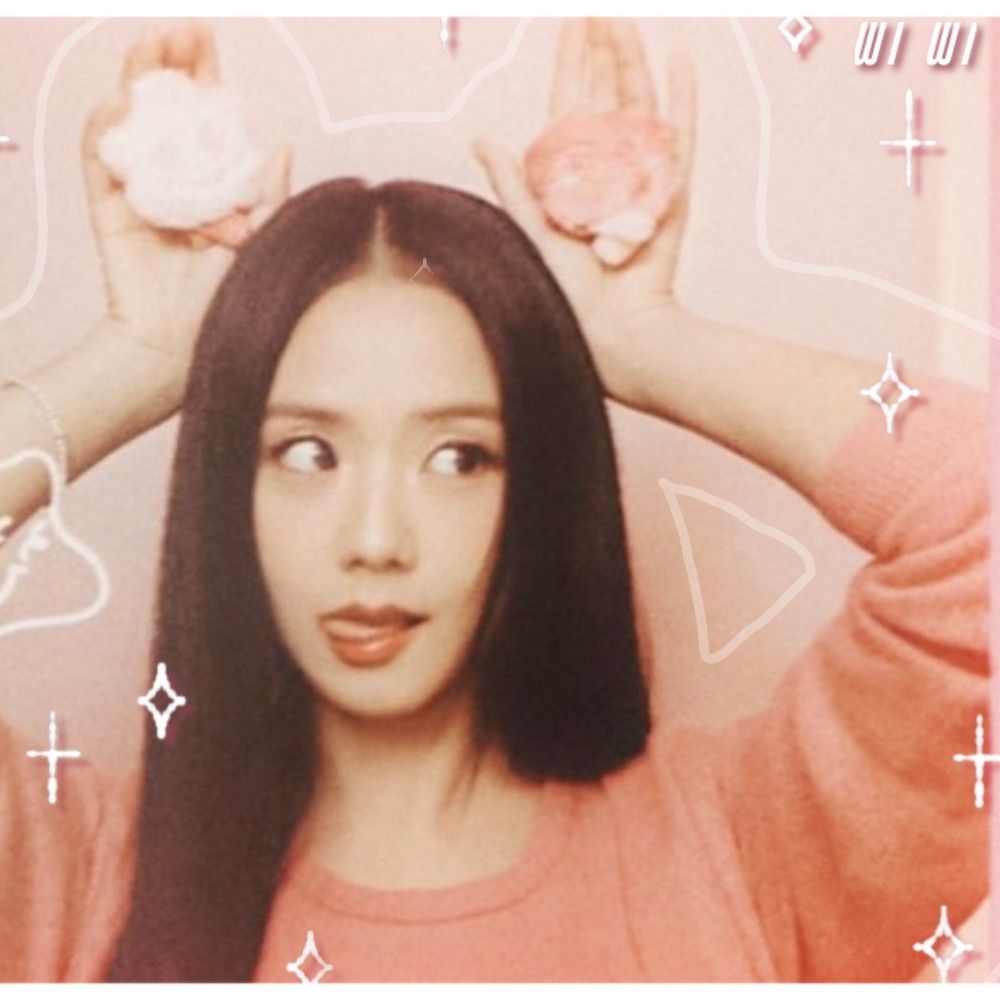 Recent activity shot of Jisoo (1995)