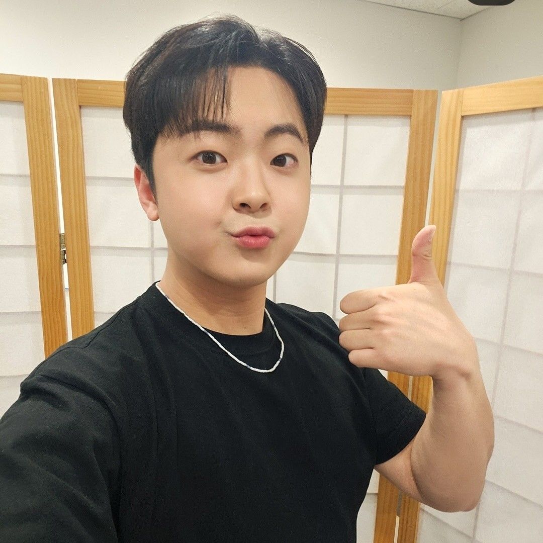 Behind-the-scenes cut of Park Minsu