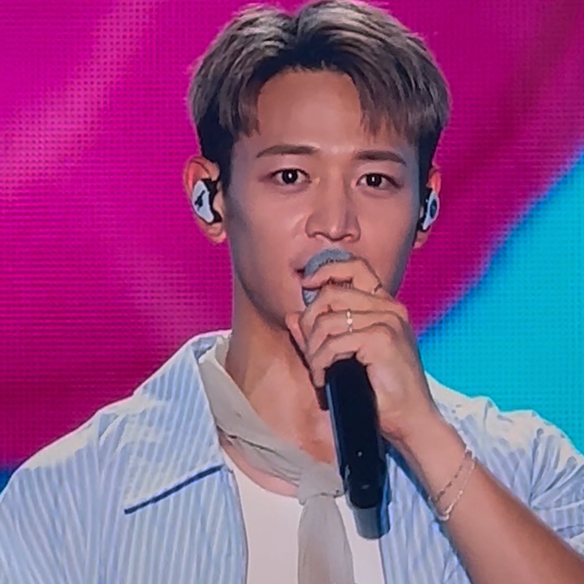 최민호의 비하인드 컷