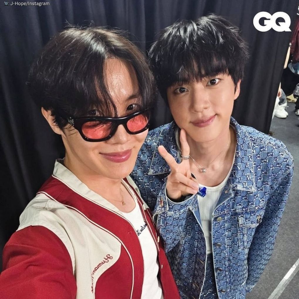 Recent activity shot of Kim Taehyung (V)