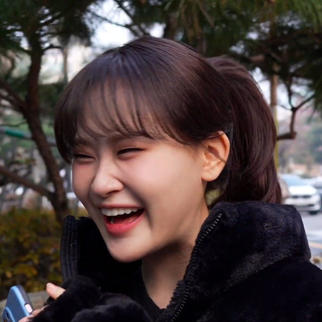 キム・ダヒョンの最近の活動ショット