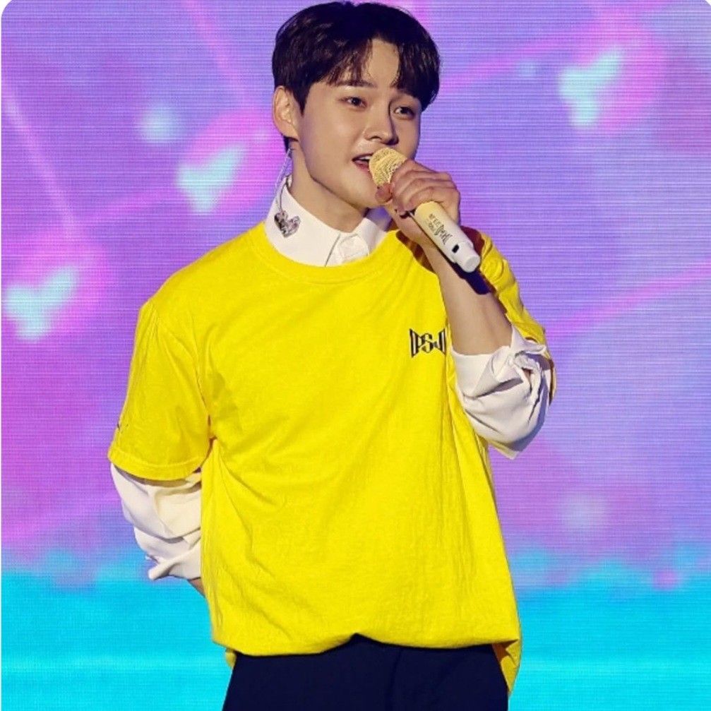 朴瑞镇的最新照片