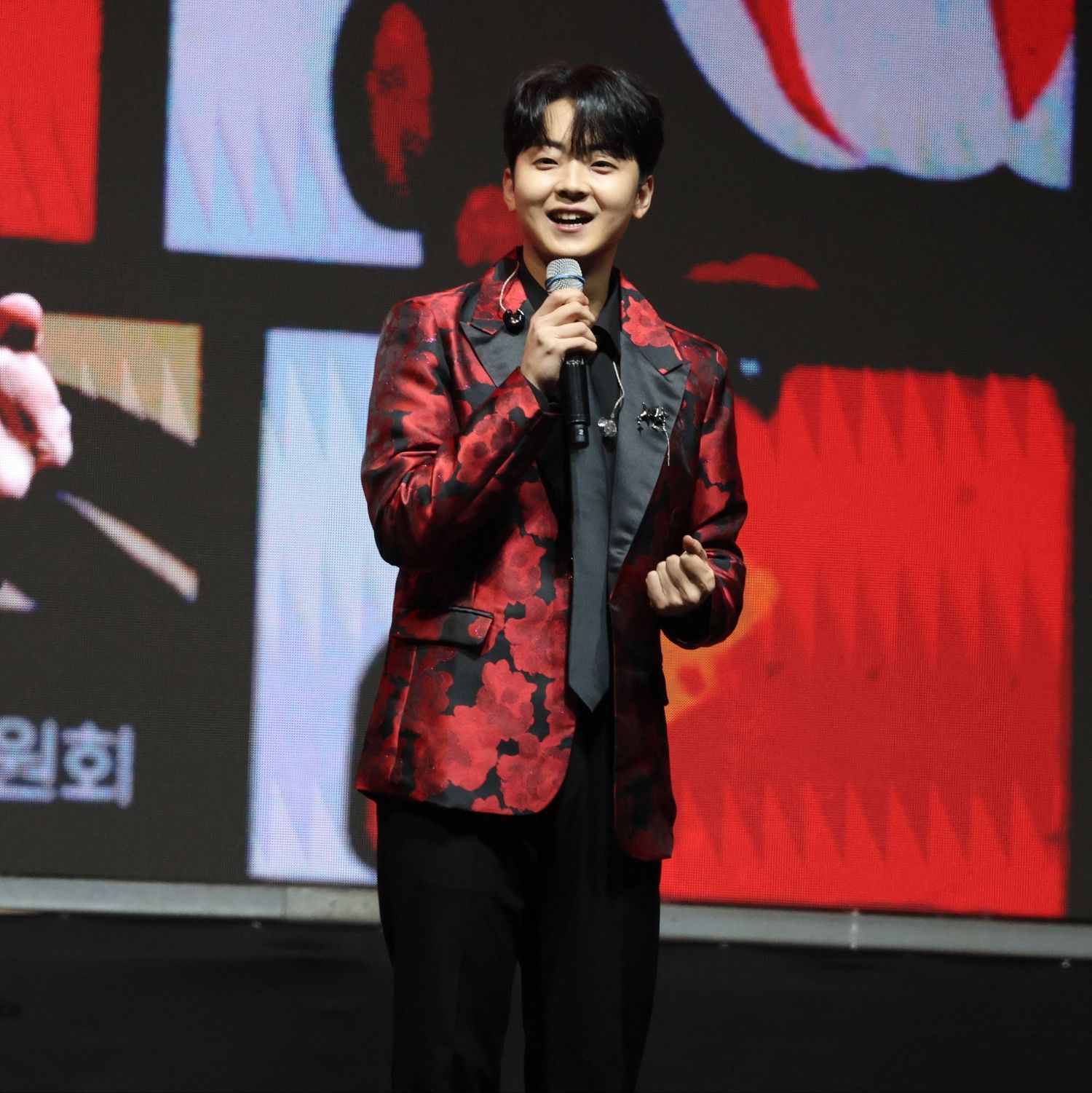 Recent activity shot of Park Minsu