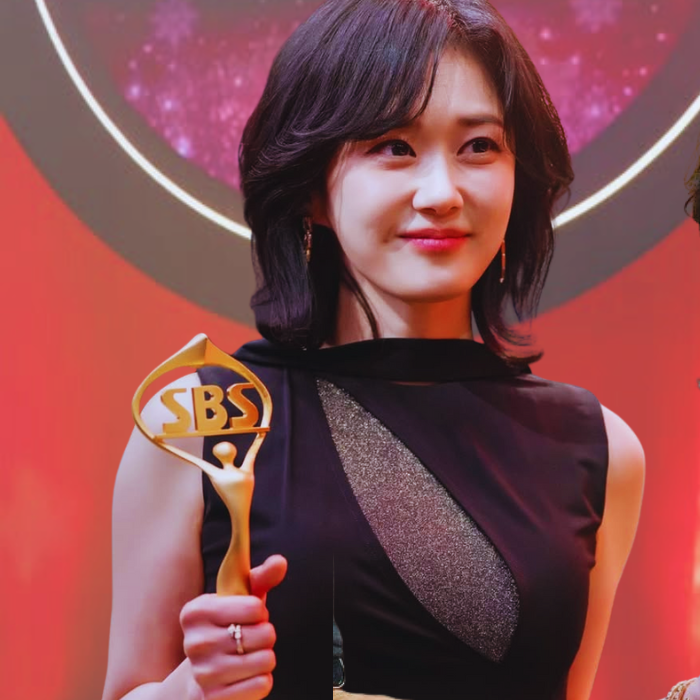 Latest photo of Jang Nara