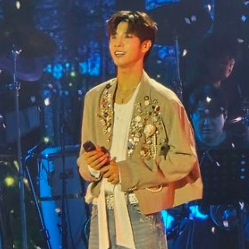 Recent activity shot of Jeong Dongwon