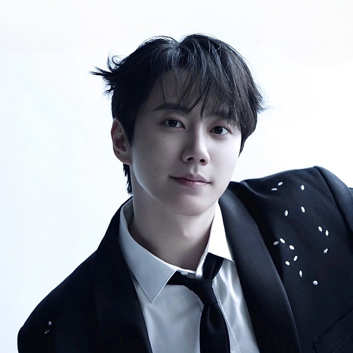 Recent activity shot of Lee Junyoung