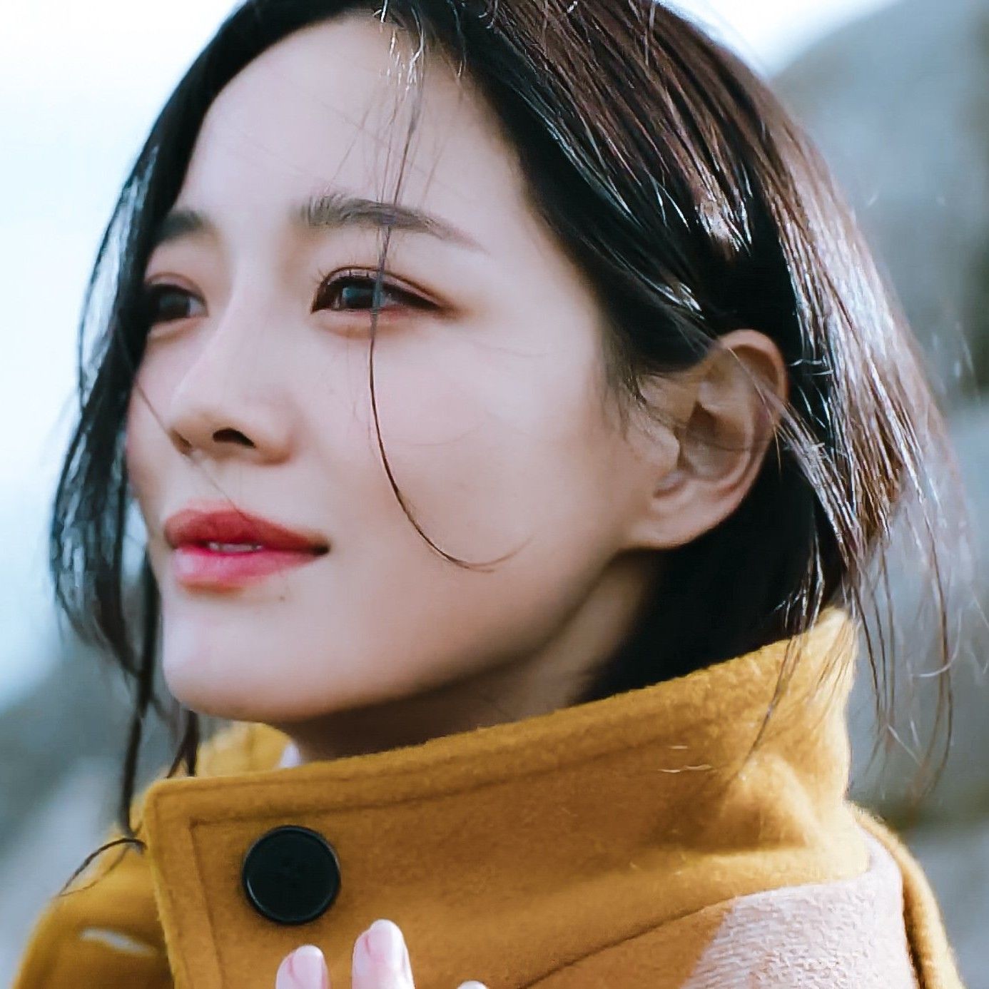 Behind-the-scenes cut of Kim Sejeong