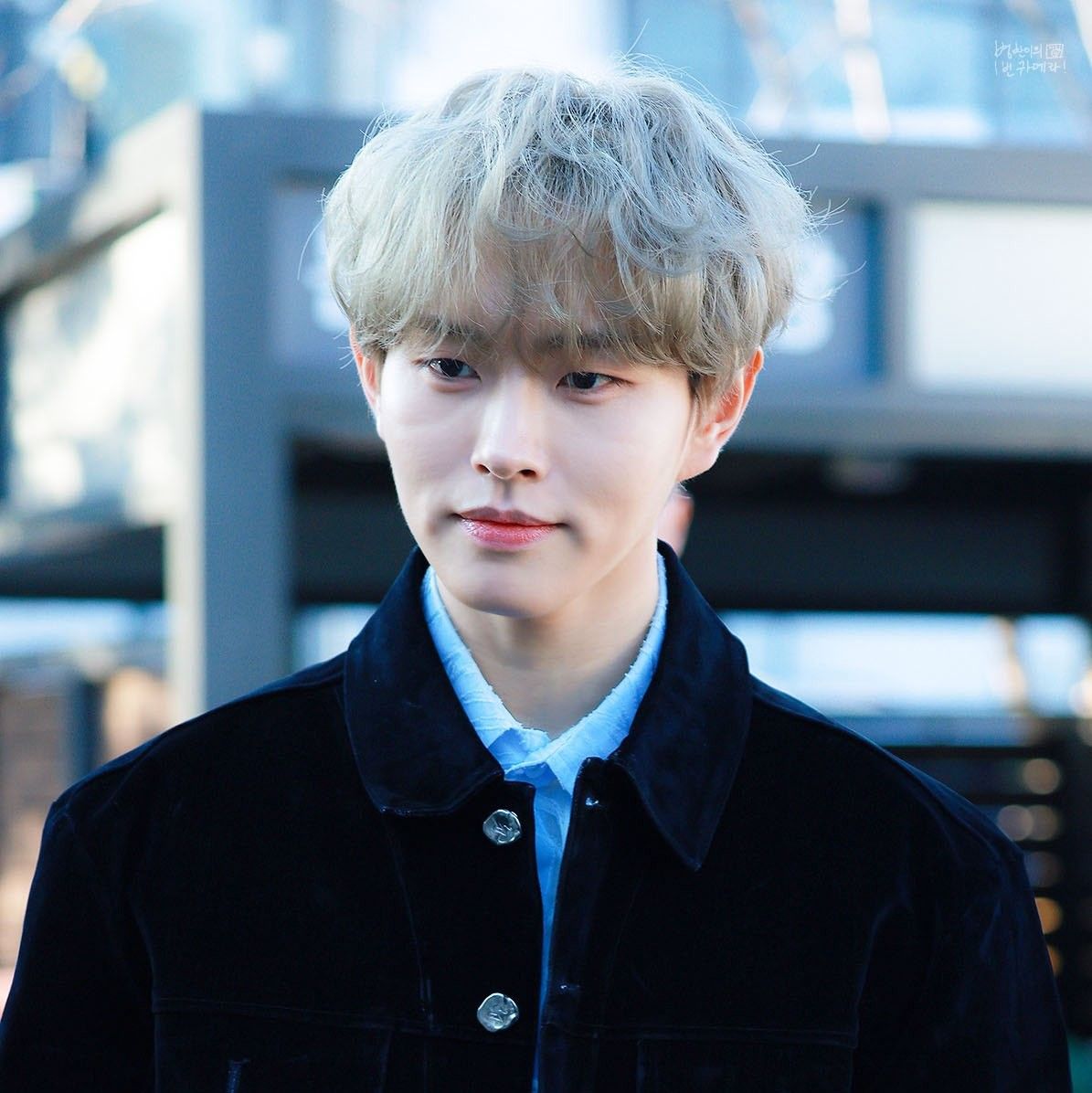 Behind-the-scenes cut of Lee Byeongchan