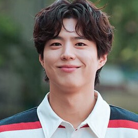 Recent activity shot of Park Bogum
