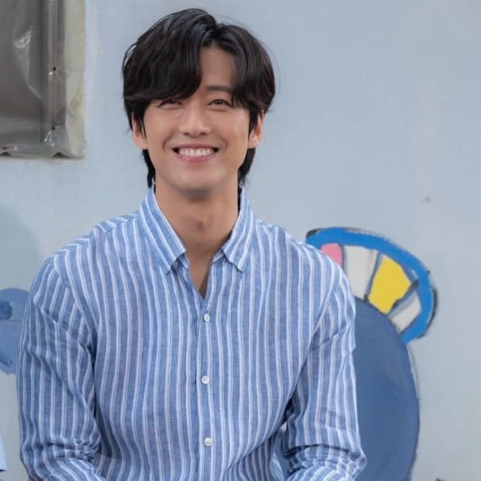 Behind-the-scenes cut of Namkoong Min