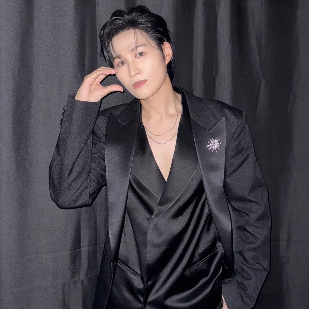 Behind-the-scenes cut of Kim Heejae