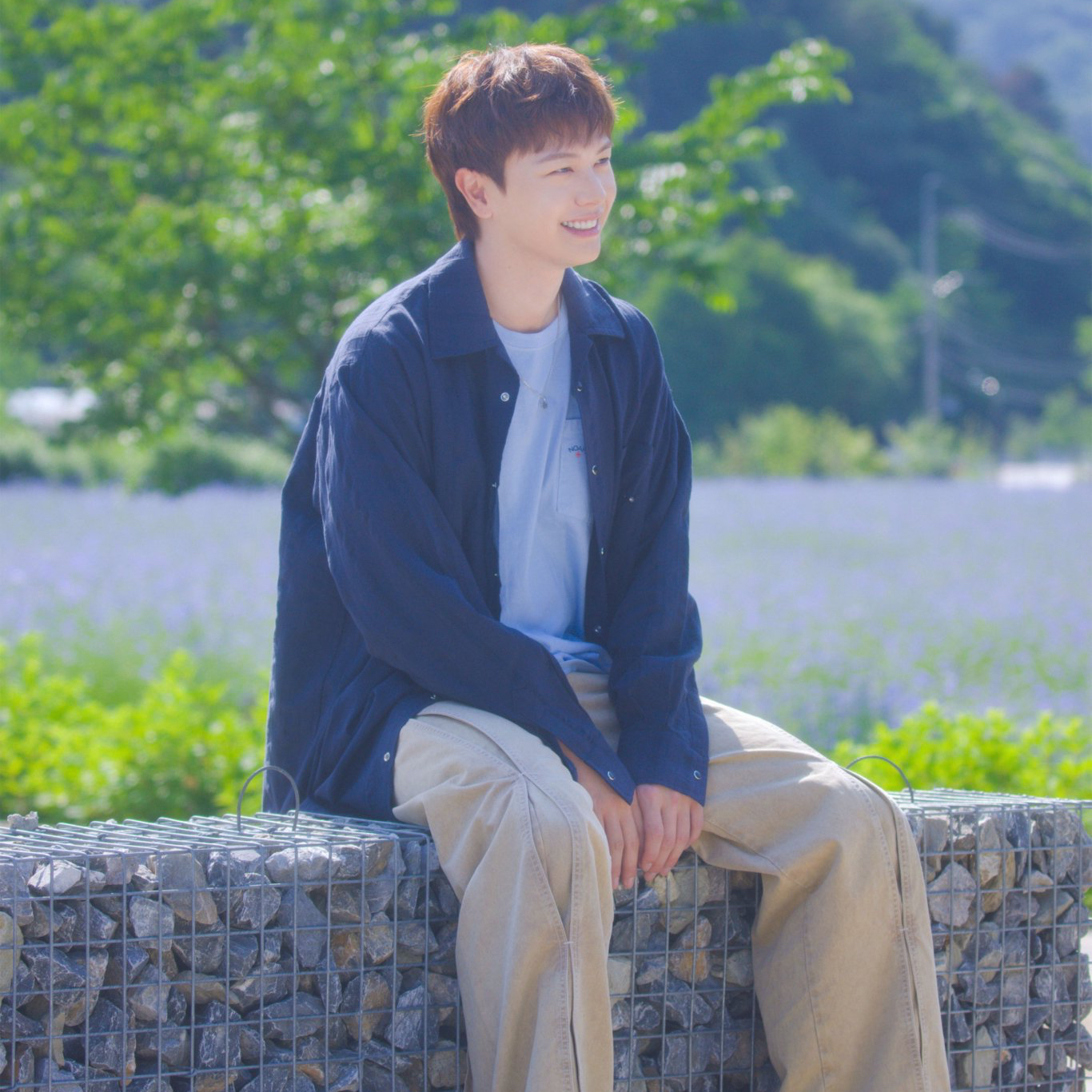A moment captured by a fan of Yook Sungjae