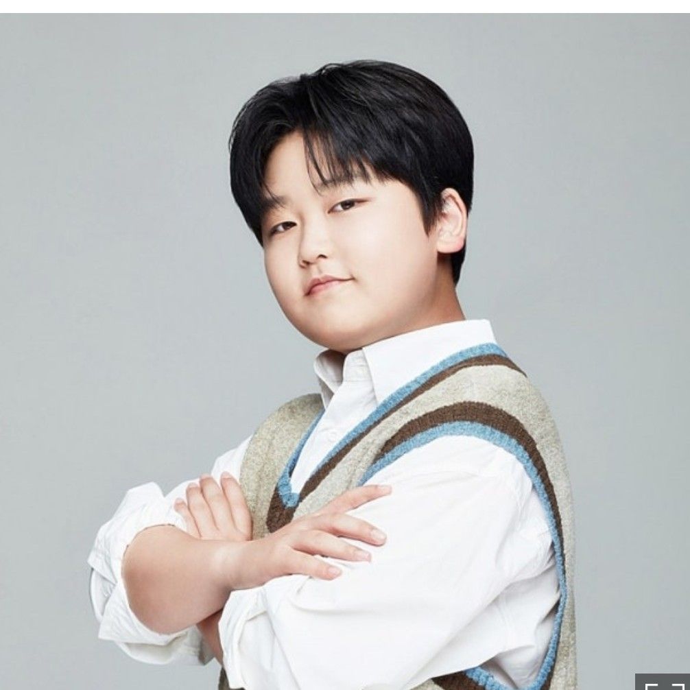 A moment captured by a fan of Park Sungon