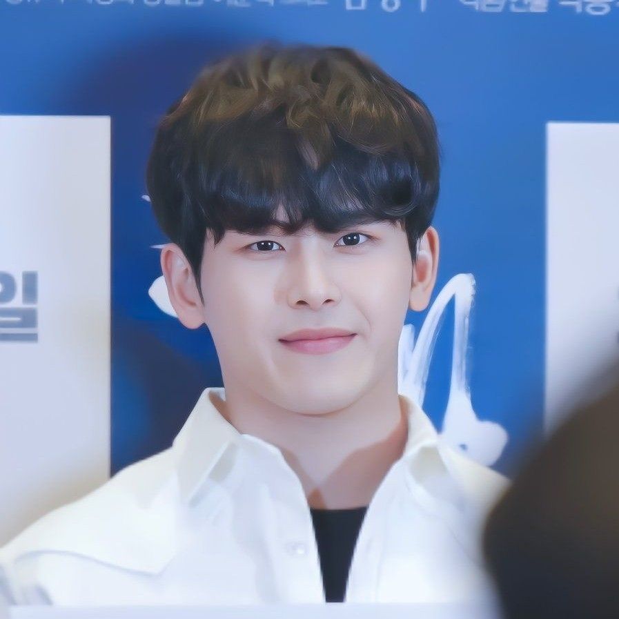 Recent activity shot of Hoya