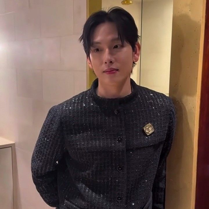 Latest photo of Lim Siwan