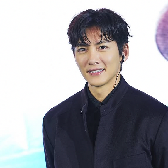 Recent activity shot of Ji Changwook