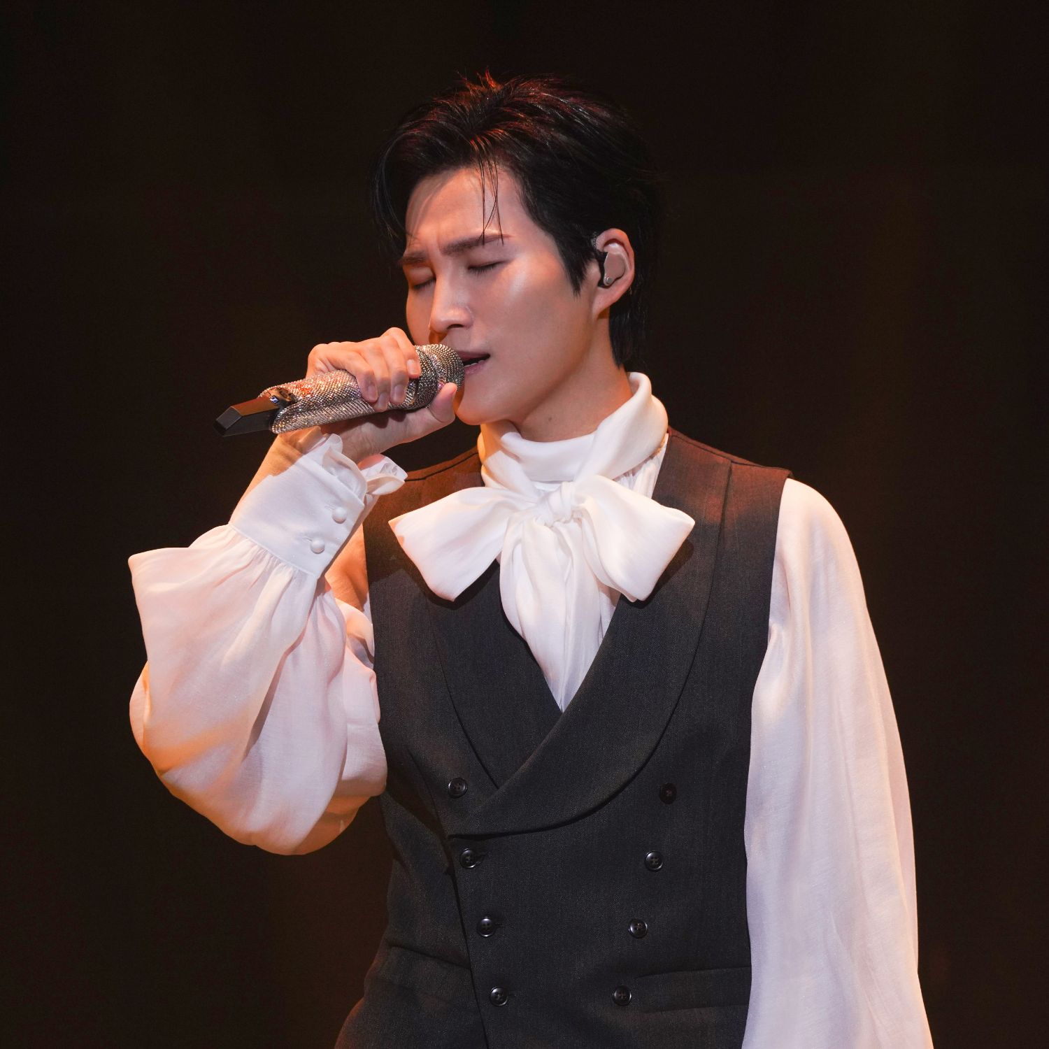 粉丝拍下的金熙栽瞬间