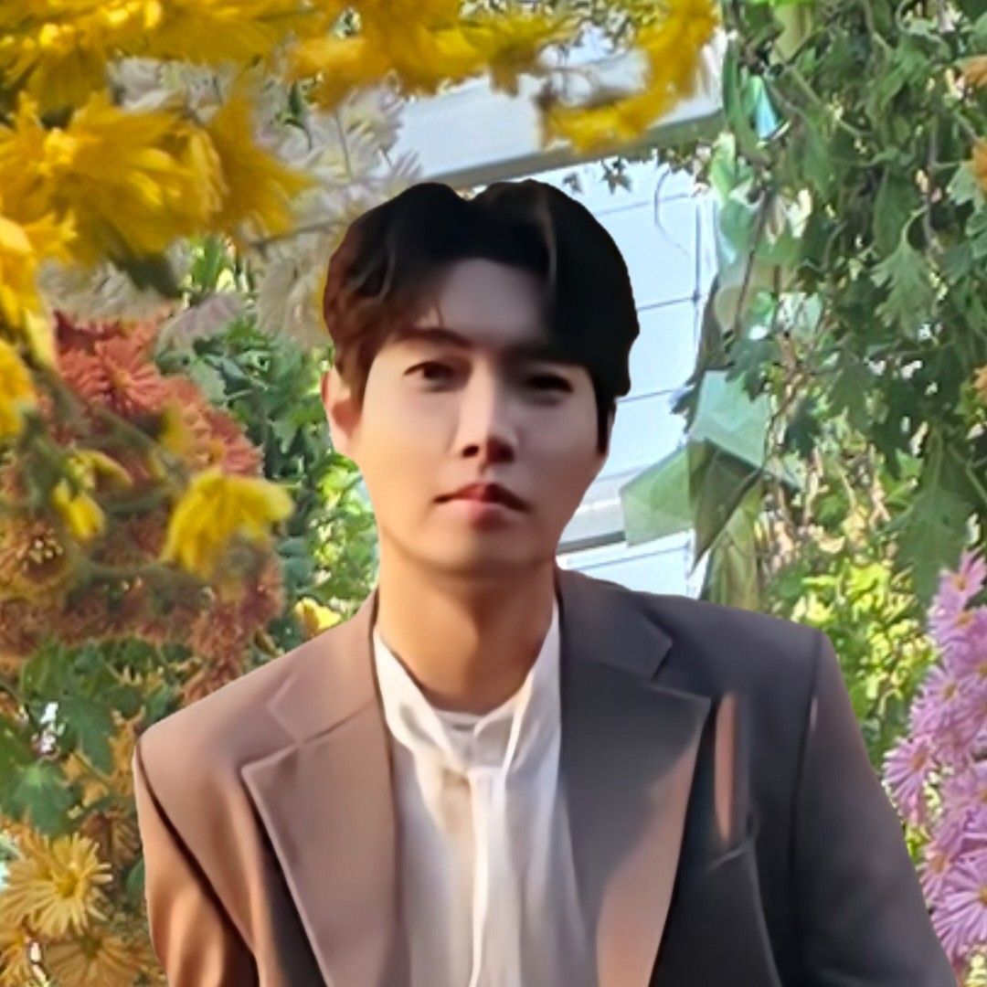 A moment captured by a fan of Son Taejin