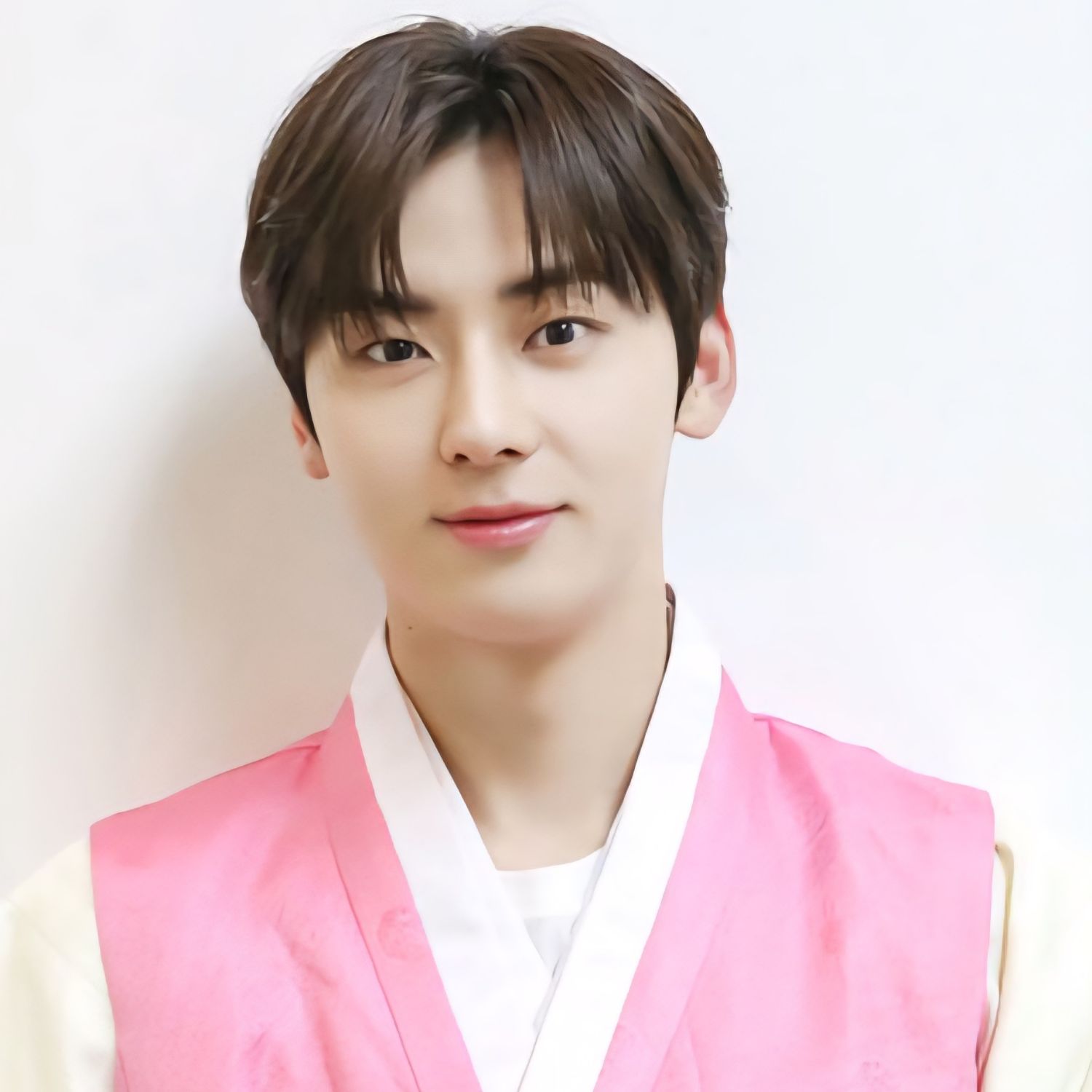 Behind-the-scenes cut of Hwang Minhyun