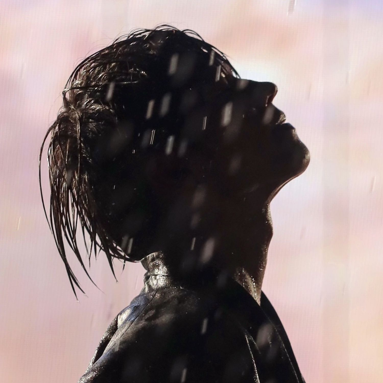 Behind-the-scenes cut of Nam Woohyun