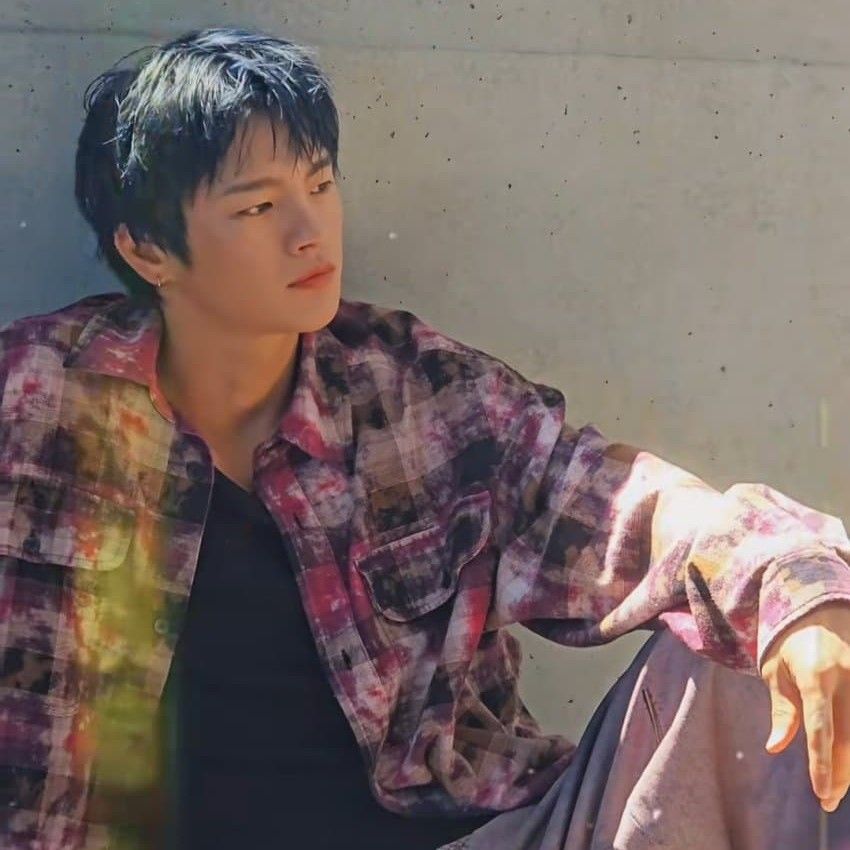 Behind-the-scenes cut of Seo Inguk