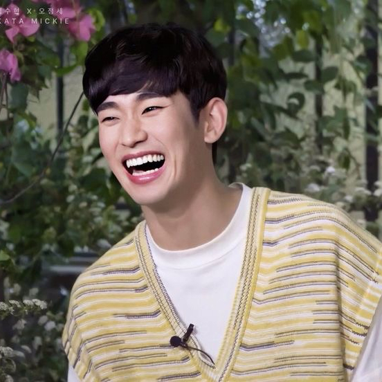 キム・スヒョンのビハインドカット