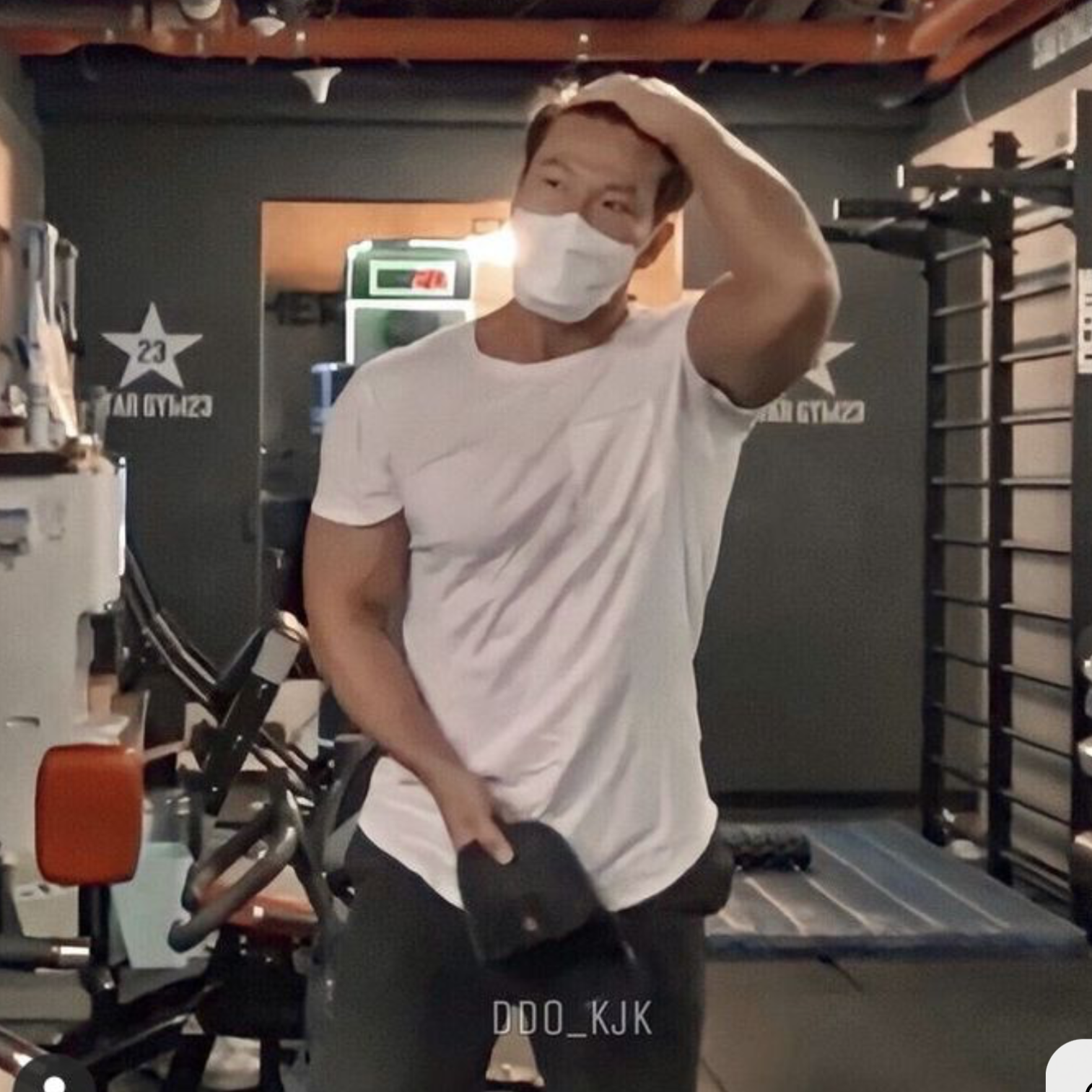 Latest photo of Kim Jongkook