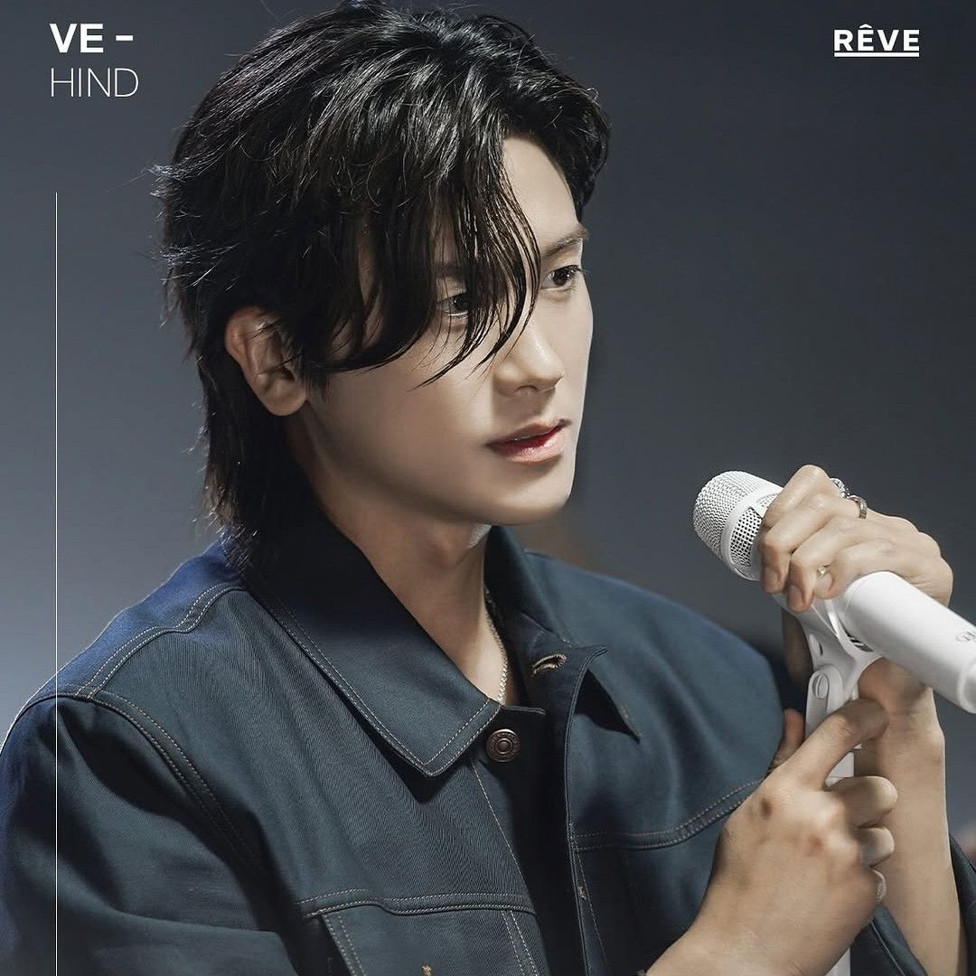Behind-the-scenes cut of Park Hyungsik