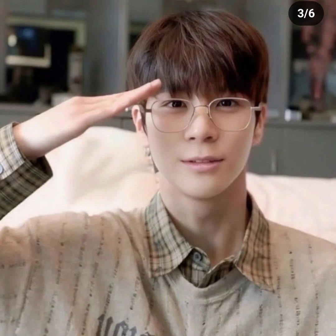 Recent activity shot of Jeong Dongwon